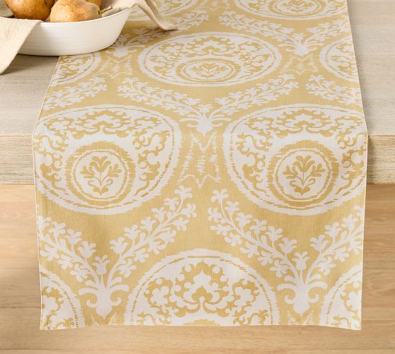 Lena Medallion Organic Cotton Table Runner