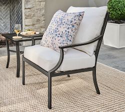 Riviera Metal Square Outdoor Side Table (22")