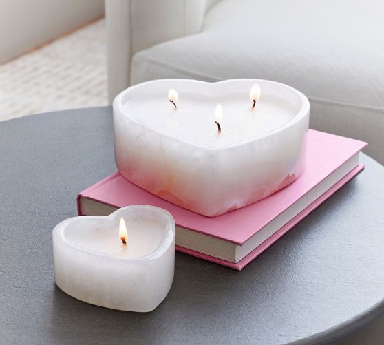 Alabaster Heart Scented Candle - Vanilla & Tobacco