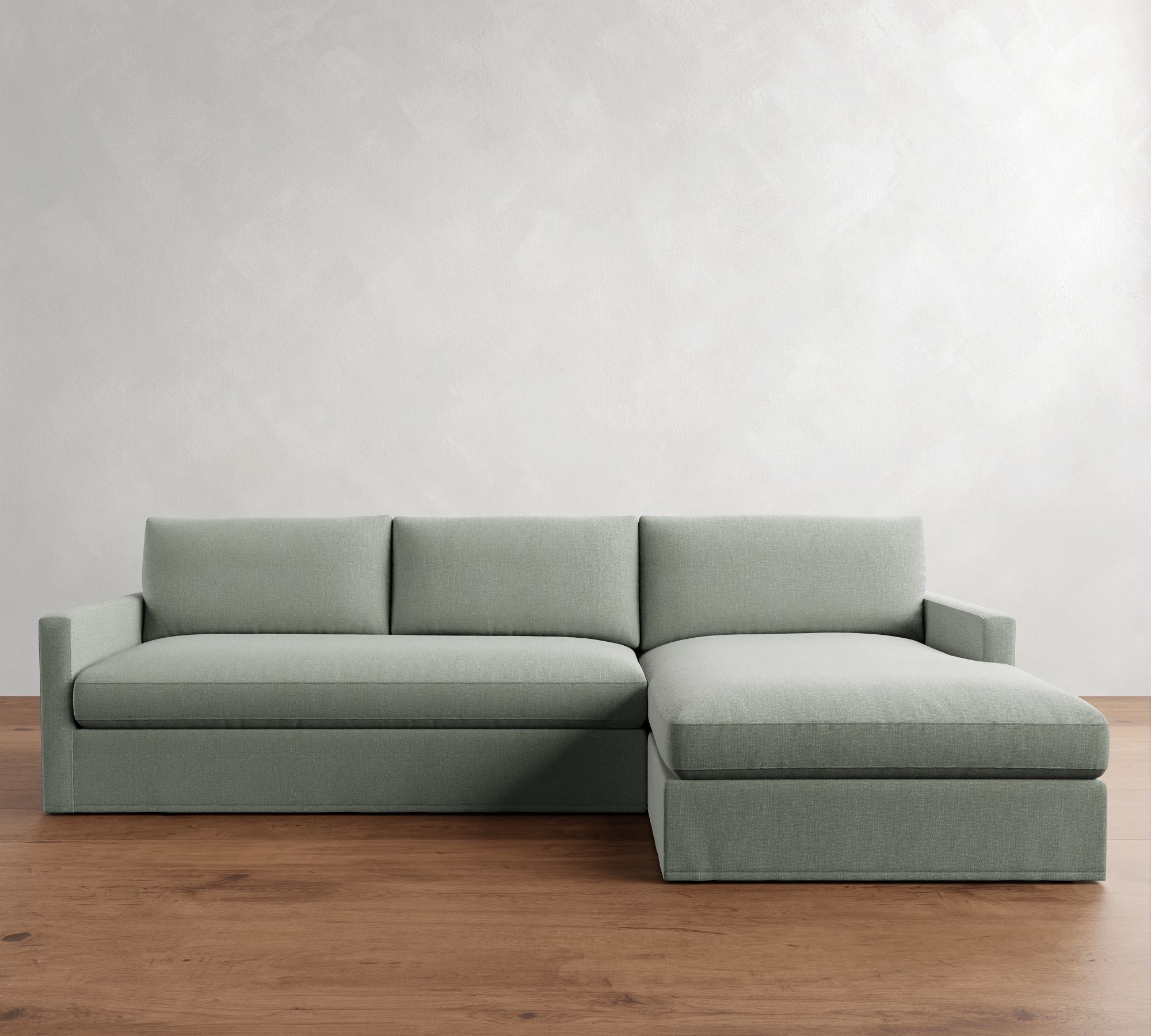 Westwood Slim Arm Slipcovered Chaise Sectional (131"&ndash;146")