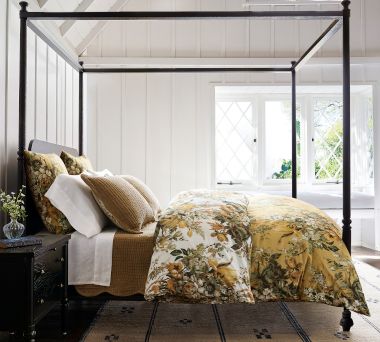Summerville Velvet Bedroom