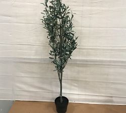 Open Box: Faux Potted Olive Tree (6') - Green