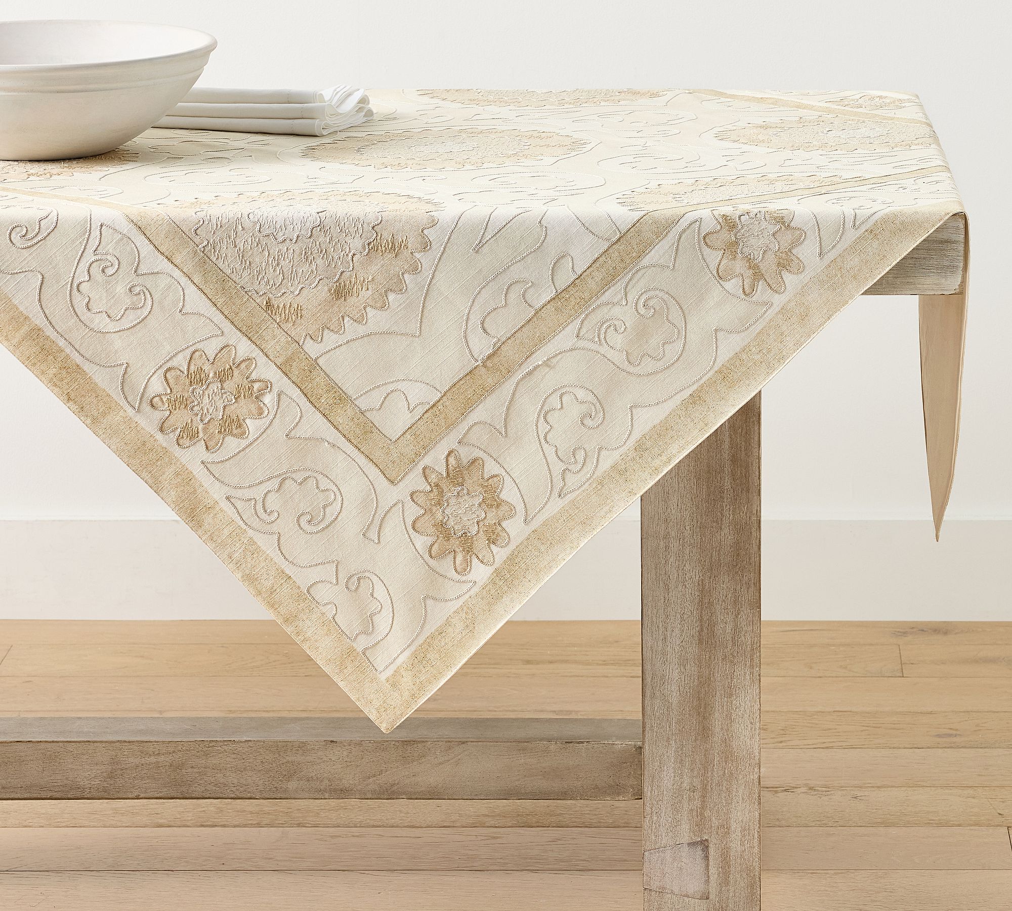 Alanya Suzani Embroidered Cotton Table Throw