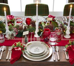 Christmas in the Country Stoneware Appetizer Plates - Set of 8
