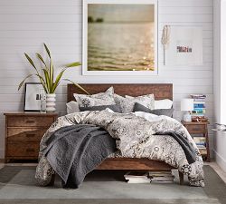 Mateo Nightstand (16")