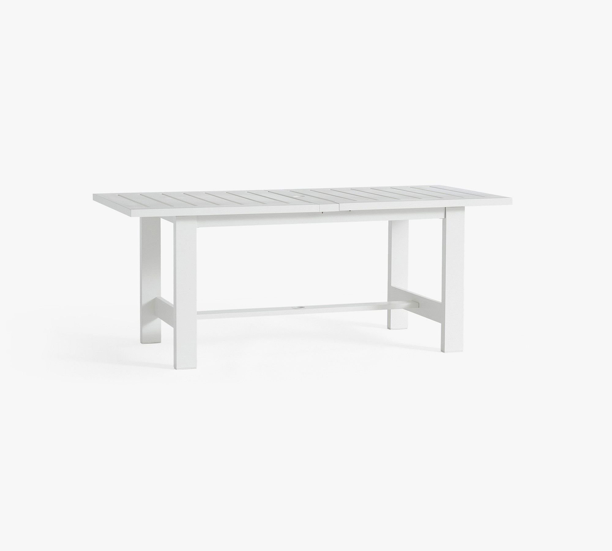Malibu Metal Extendable Rectangular Outdoor Dining Table (76"-103")