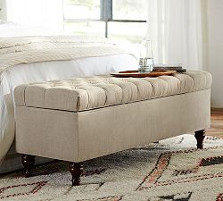 Lorraine Tufted Upholstered Queen Storage Bench