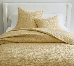 Open Box: Belgian Flax Linen Handcrafted Quilt, Twin/Twin XL - Daffodil