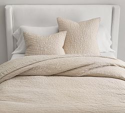 Open Box: Belgian Flax Linen Handcrafted Quilt, Full/Queen - Rosewater