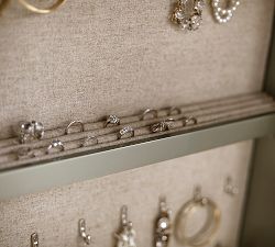 Park Mirrored Jewelry Closet