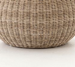 Encinitas Wicker Round Outdoor Accent Stool (21")