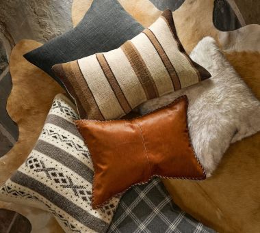 Pillows &amp; Decor