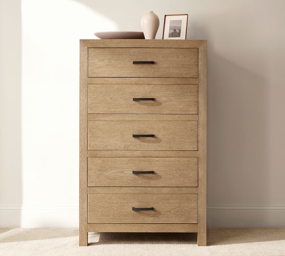 5 drawers dresser Contemporary 5-Drawer Chest with metal decorations at the corners and double metal pulls Raimunda 5-Drawer Chest Dresser with