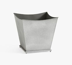 Estate Planters