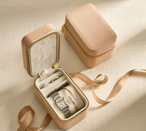 Quinn Travel Watch Case