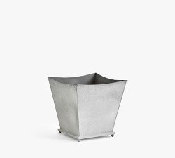 Estate Planters