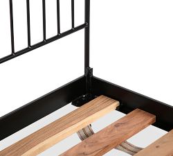 Quimbly Metal Platform Bed