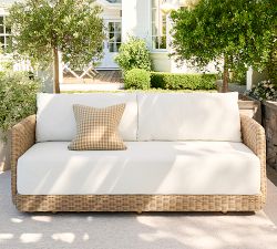 Get The Look: Huntington Curved Sofa Outdoor Lounge Set