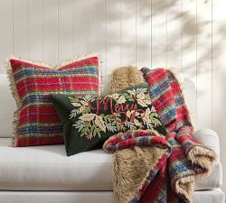 Merry Garland Lumbar Pillow Cover