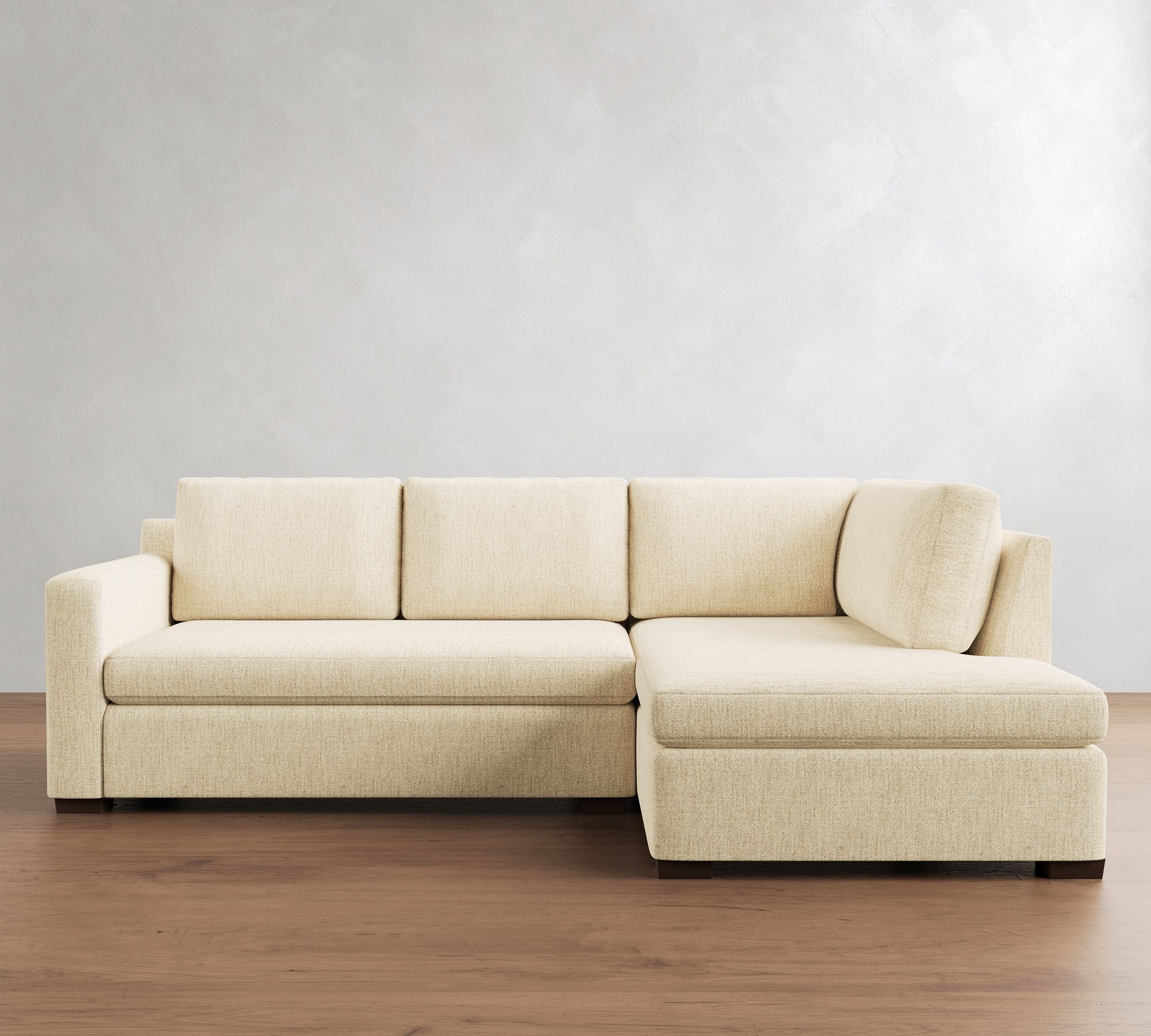 Shasta Square Arm Return Bumper Sectional (100"–112")