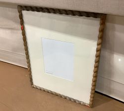 Open Box: Newport Gallery Frame (24" x 30") - Lightwood
