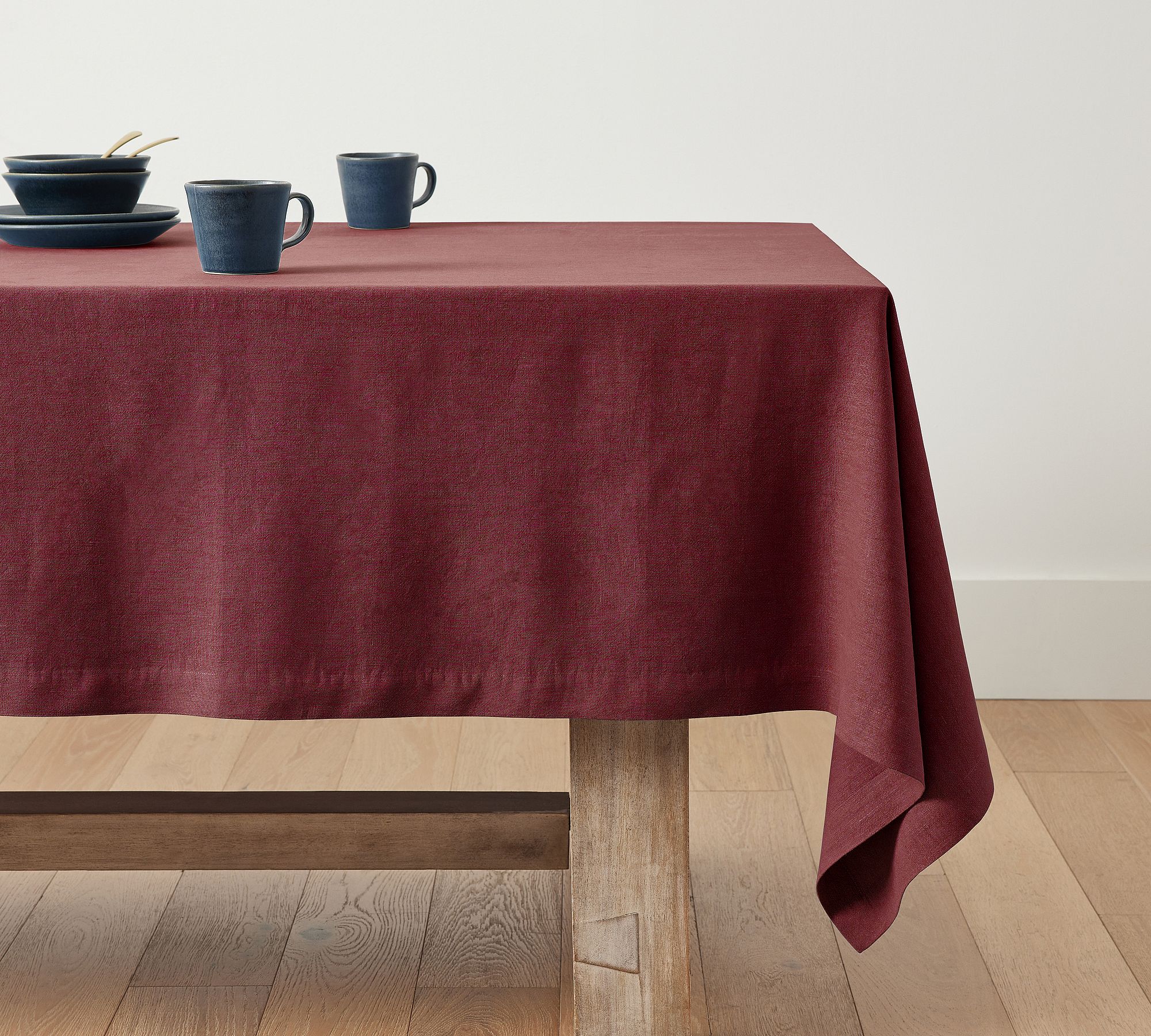 Mason Oversized Linen Tablecloth - thumbnail 8