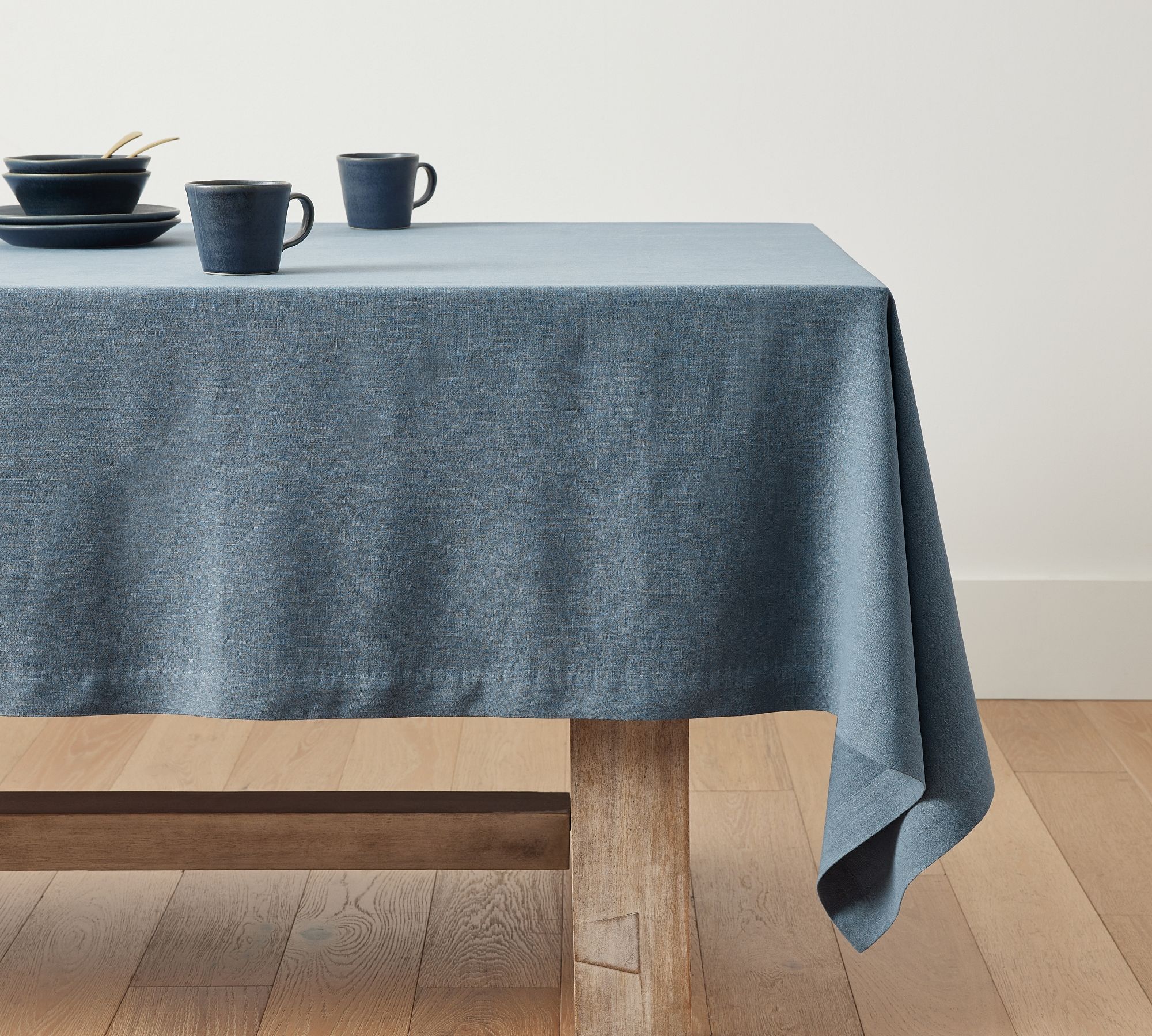 Mason Oversized Linen Tablecloth - thumbnail 10