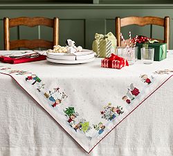Peanuts™ Charlie Brown Christmas Table Throw