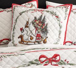 The Grinch™ Wreaths Heritage Quilted Sham