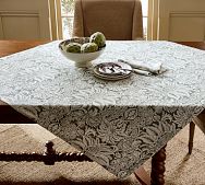 Kravet Acanthus Bloom Table Throw thumbnail 2