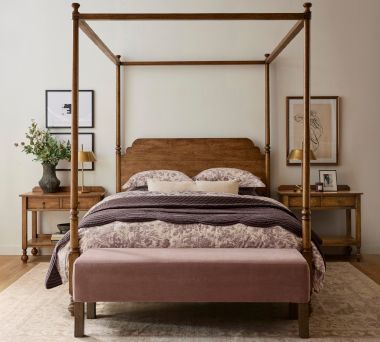Summerville Sorrel Toile Bedroom
