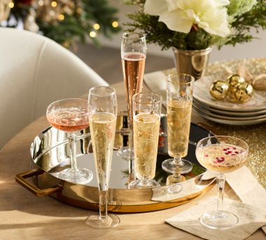 Gold Holiday Table Setting