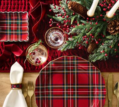 Christmas Tabletop &amp; Bar