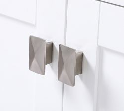Marvin Storage Closet (28")