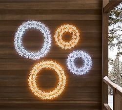 Lit Twinkling Cluster Wreath