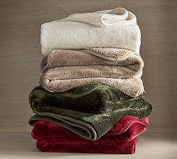 Cozy Cloud Plush Throw